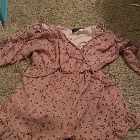 too small - Picture 2 of 2